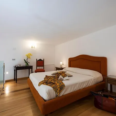 Hotel Residenza Luce 2*