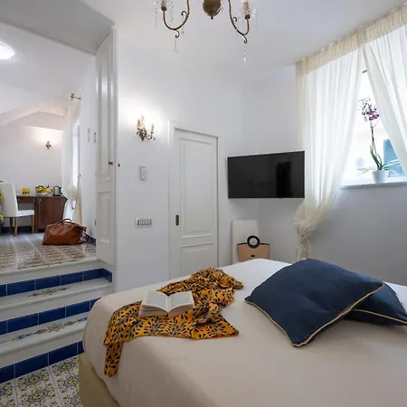 Residenza Luce Hotel 2*