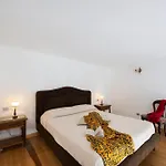卢斯公寓 3*