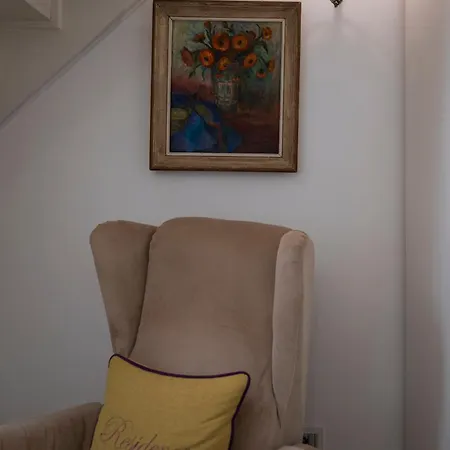 Residenza Luce מלון 2*