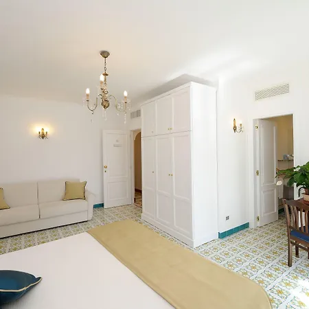 Residenza Luce 3*