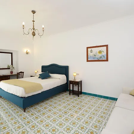 Residenza Luce אמאלפי