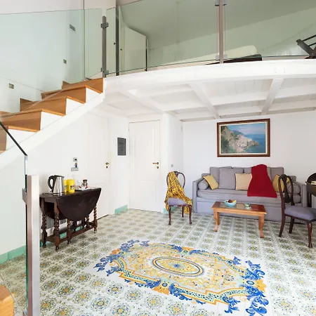 Residenza Luce מלון 3*
