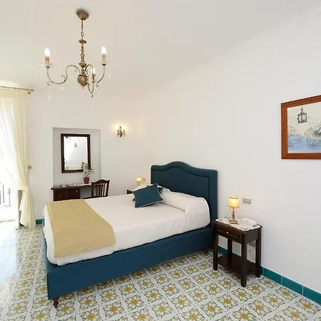 Residenza Luce מלון